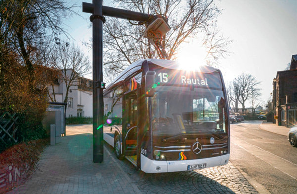 Monitorowanie stacji ładowania floty e-busów w Jenie